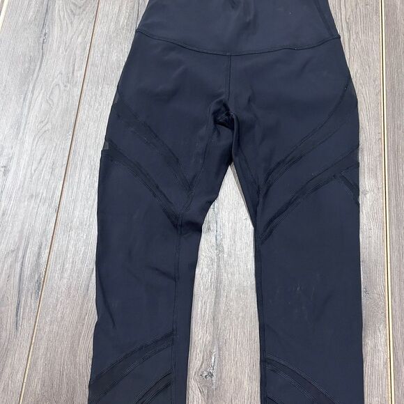Lululemon Wunder Under Crop 21” - Picture 2 of 3